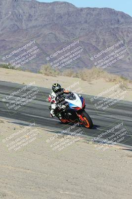 media/Dec-04-2025-Racers Edge (Thu) [[5ebc9f124d]]/3-B Group/7-Session 4 (Turn 10 Inside)/